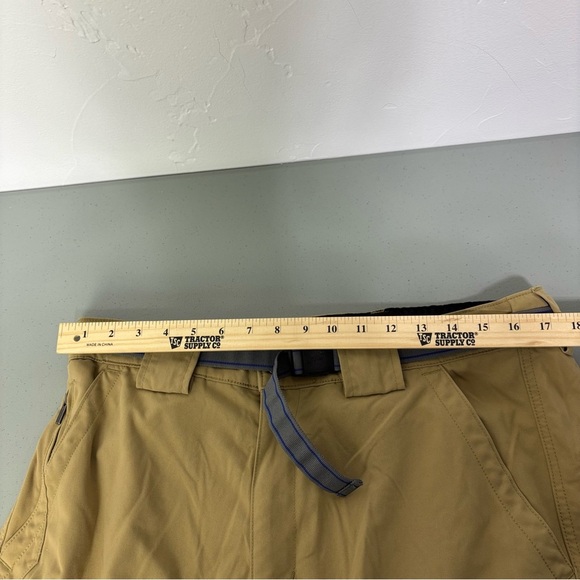 Duluth Trading Co ** Men's Dry on the Fly Cargo Pants Neutral Camel Relaxed Lx30 - Picture 10 of 12